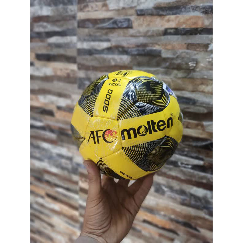 Molten-soccer-ball-model-AFC-5000